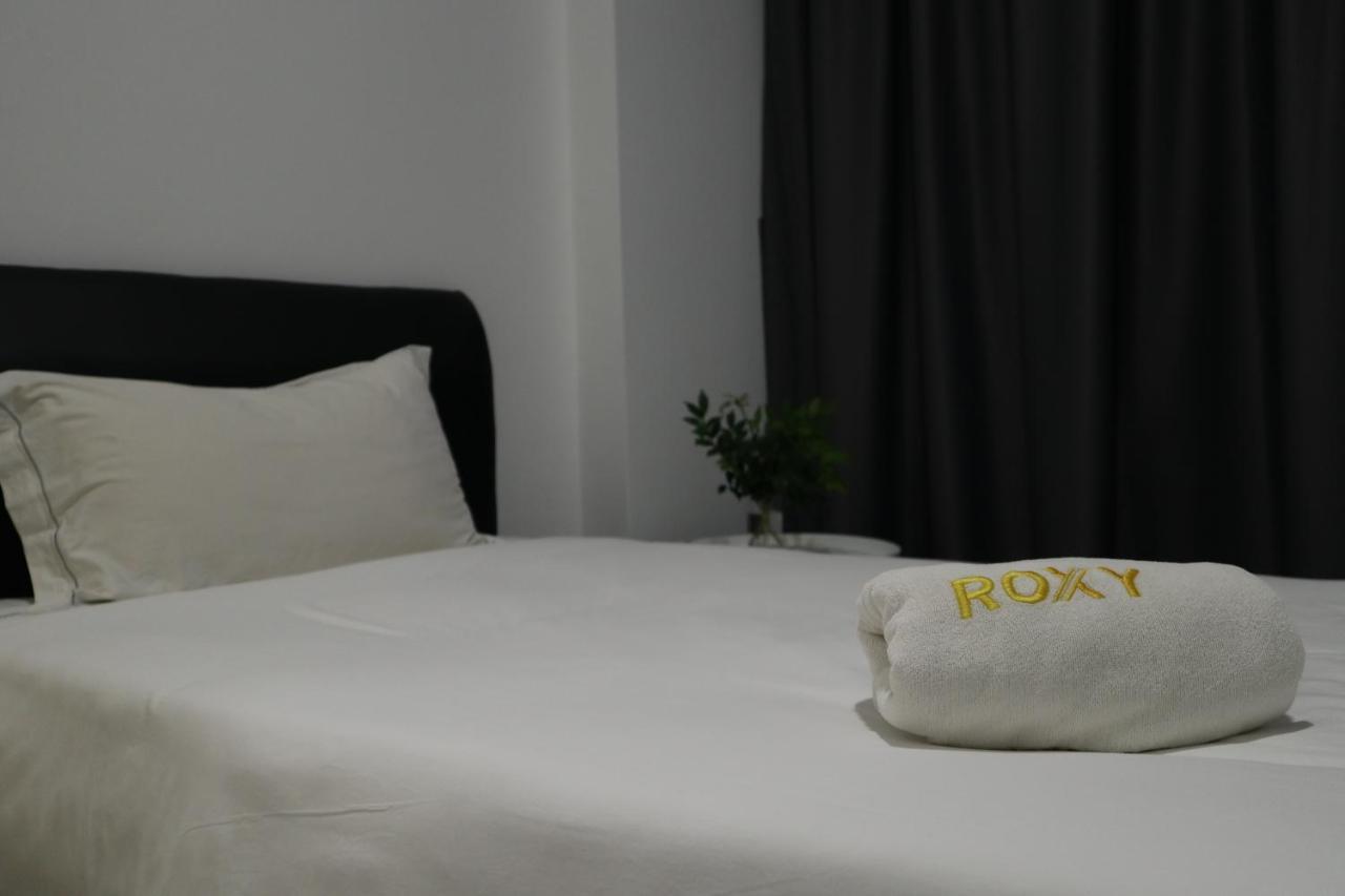 Zen66 @ Roxy Serviced Apartment Kuching Buitenkant foto