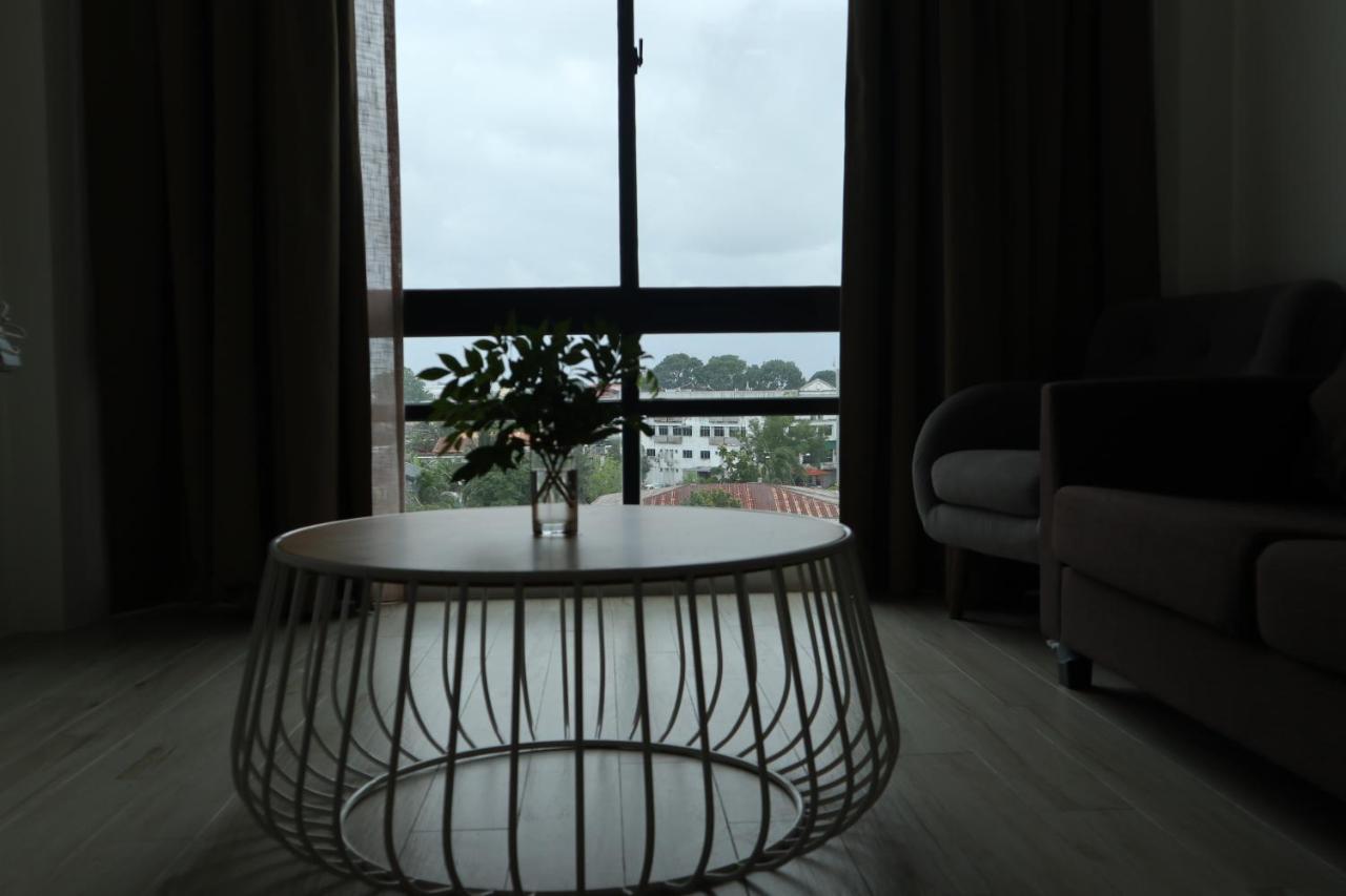 Zen66 @ Roxy Serviced Apartment Kuching Buitenkant foto