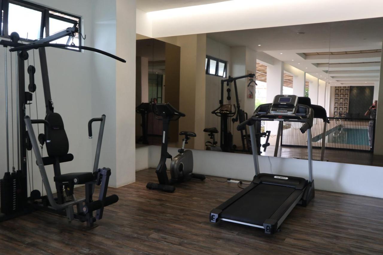 Zen66 @ Roxy Serviced Apartment Kuching Buitenkant foto