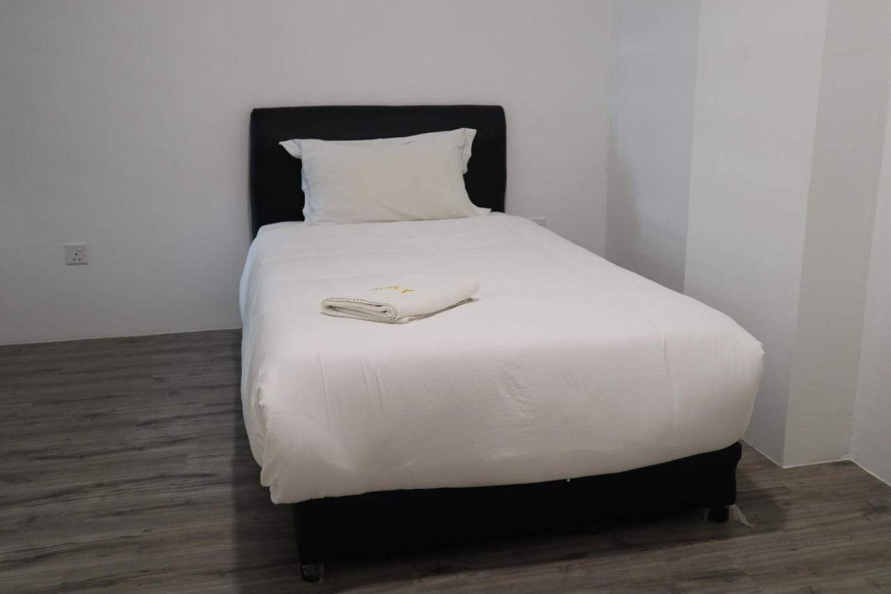 Zen66 @ Roxy Serviced Apartment Kuching Buitenkant foto
